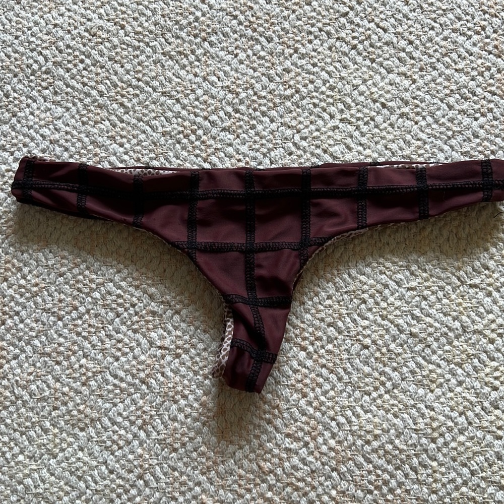 Acacia hookipa bottoms size small